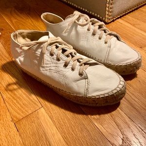 Lika Mimika white sneakers